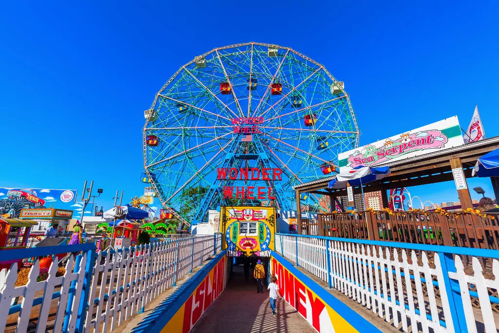 Deno's Wonder Wheel Amusement Park, Coney Island, New York